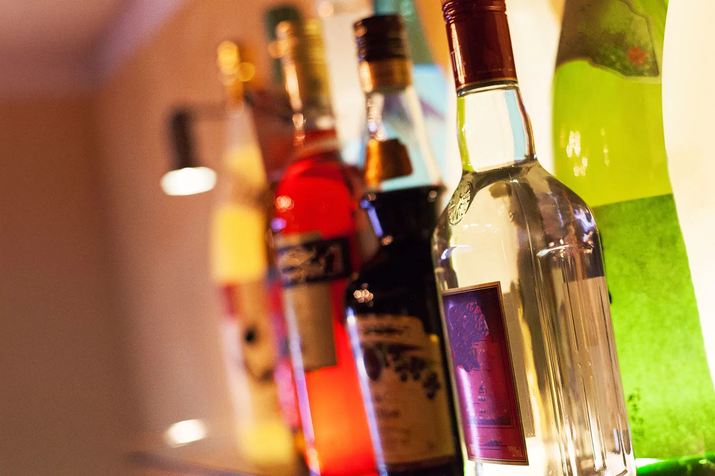 営業時間やお酒の種類のご質問にお答え